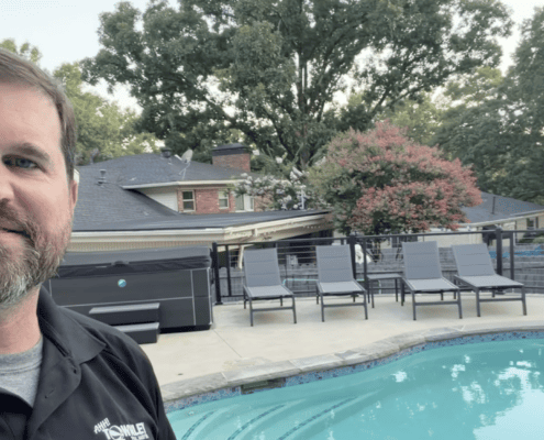 How to Maintain Your Pool Water Level